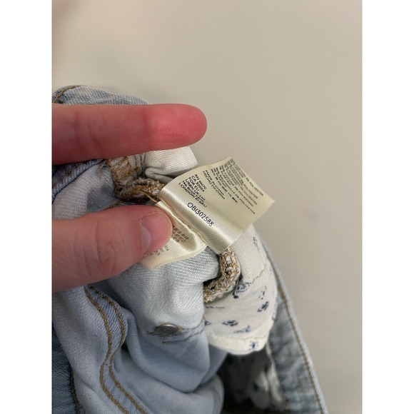 Anthropologie Pilcro High-Rise Frayed Denim Shorts Light Wash Size 27 - Picture 9 of 9